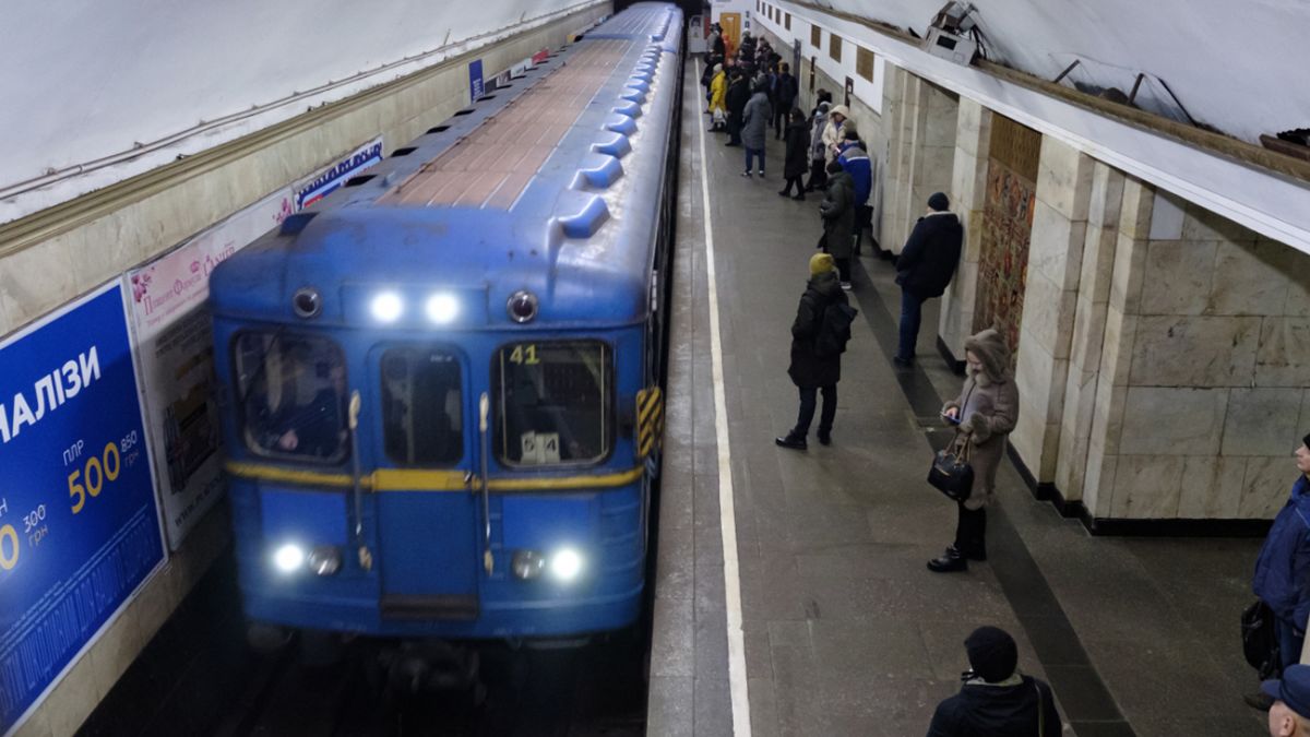 "Човниковий" рух поїздів